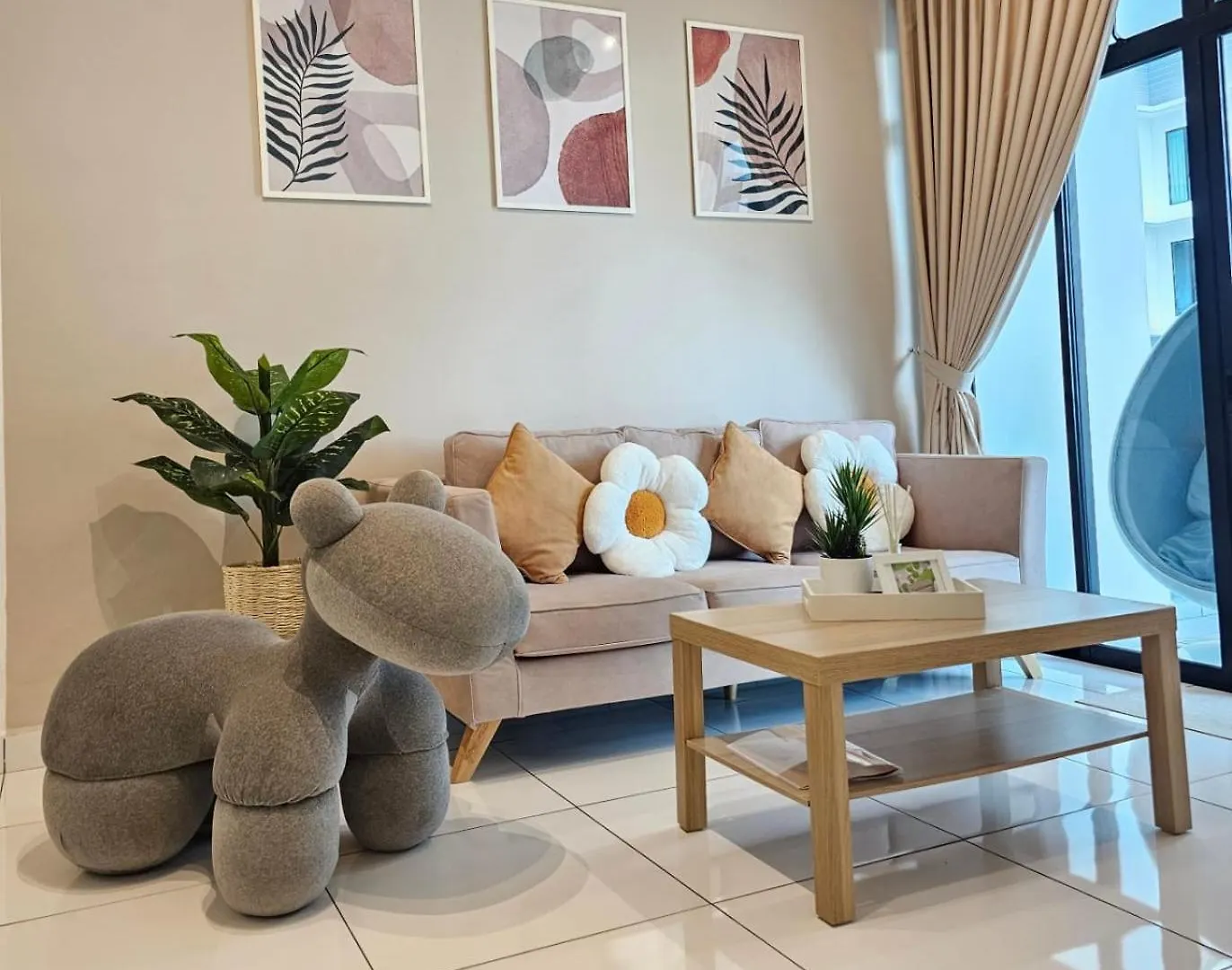 The Platino 3Br Next To Paradigm Mall location